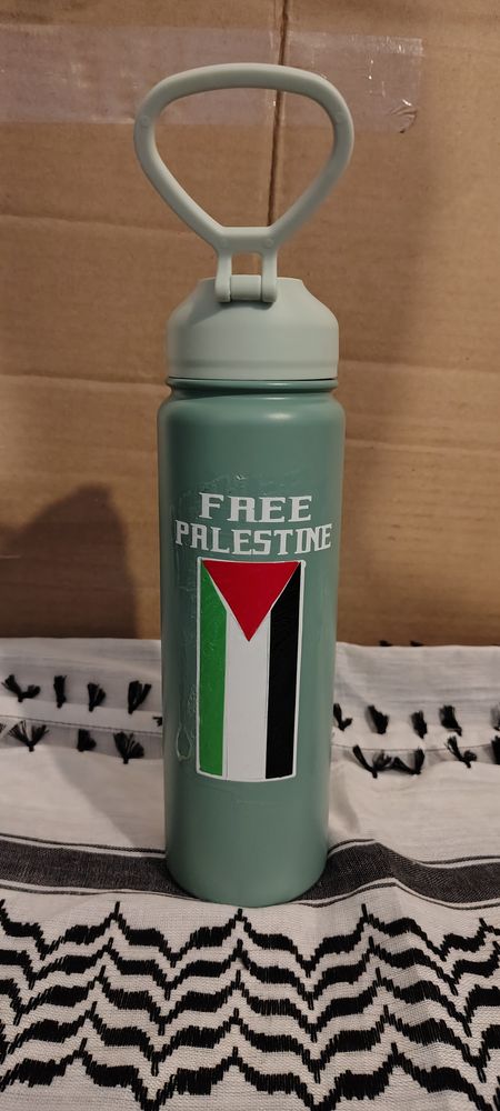 24oz Free Palestine insulated water bottle 
