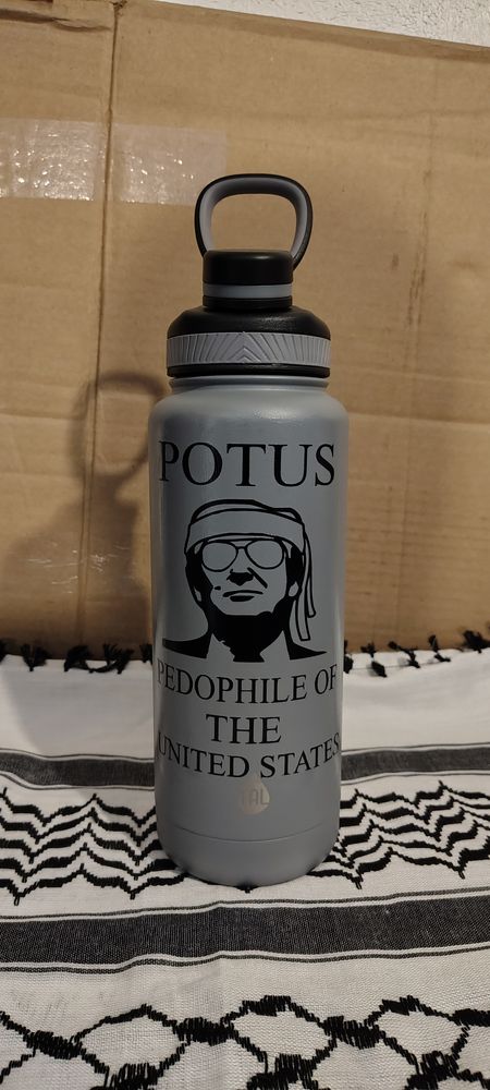 40oz POTUS He's On The List insulated water bottle 